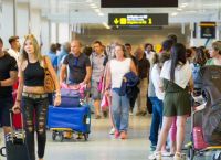 Τουρισμός: Έλλειψη προσωπικού στα ευρωπαϊκά αεροδρόμια