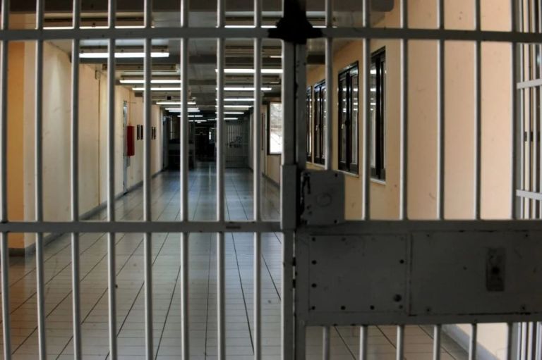 Xανιά: Φωτιά σε κελί στις φυλακές Αγυιάς – Νεκρός ένας κρατούμενος