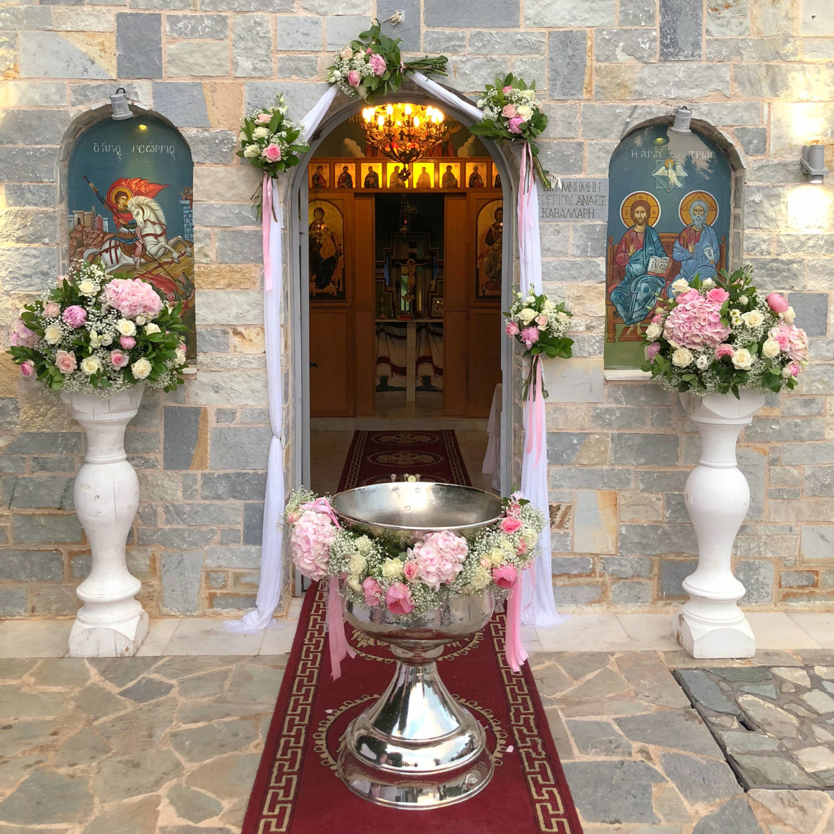 Κρήτη: Πήγε σε βάφτιση και παντρεύτηκε την κουμπάρα