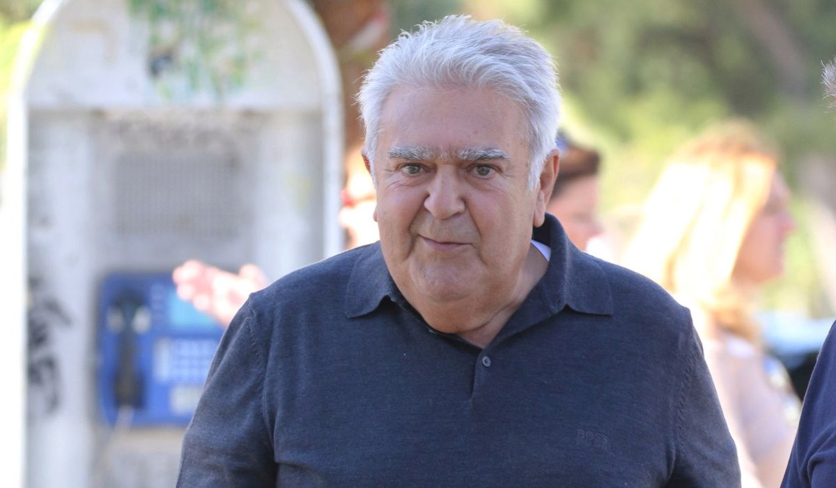 Πασχάλης Τερζής: Στο νοσοκομείο ο γνωστός τραγουδιστής