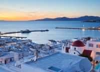 Καιρός αύριο 1/8/2022: Ηλιοφάνεια με λίγες νεφώσεις παροδικά αυξημένες
