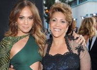 Jennifer Lopez: Η κακοποιητική συμπεριφορά της μητέρας της