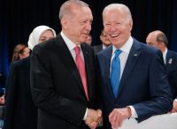 ΗΠΑ: Κυρώσεις στην Τουρκία αν αγοράσει ρωσικά όπλα