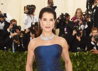 Brooke Shields: «Δεν είμαι μια μαραμένη γυναίκα στα 57 μου»