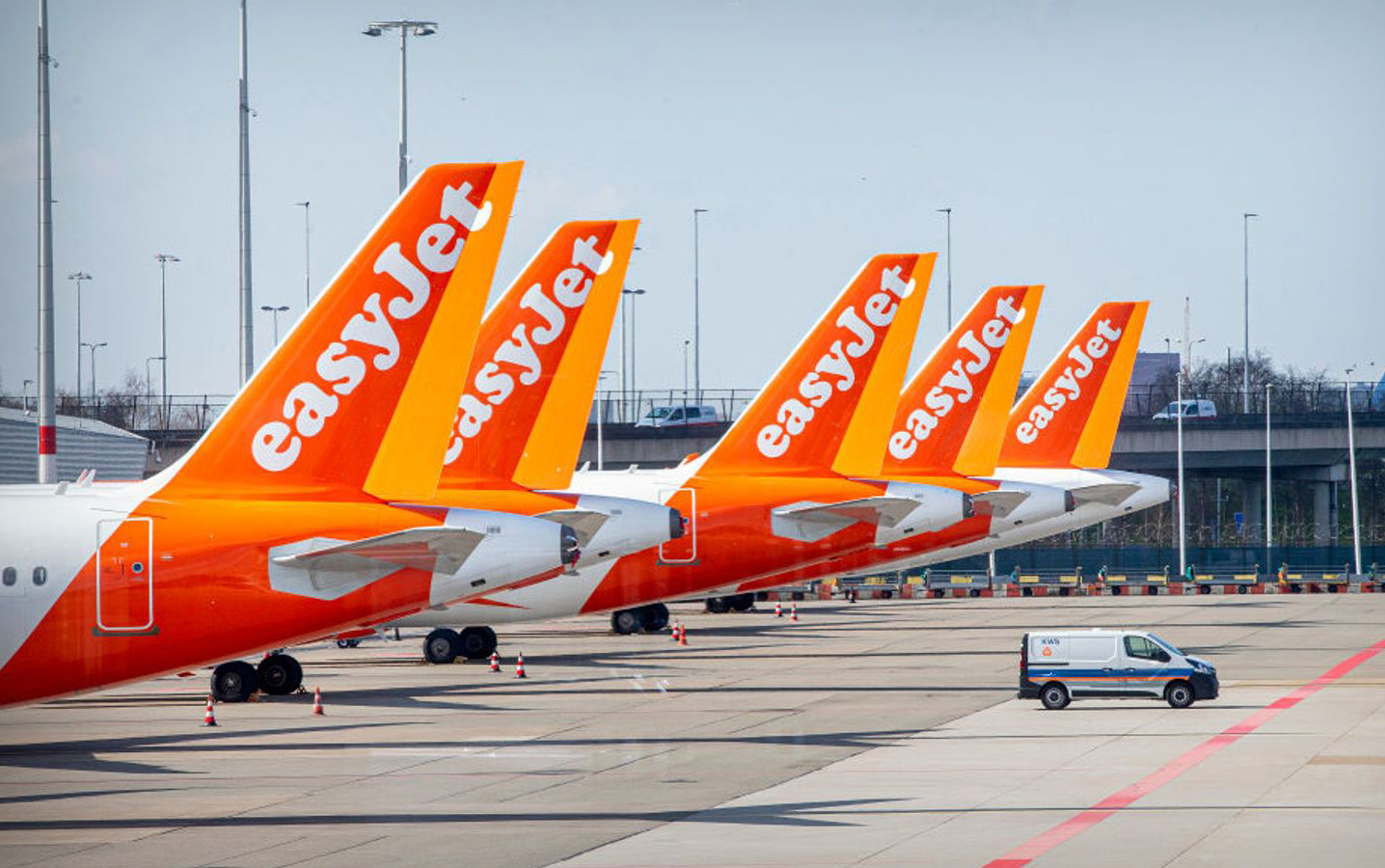 easyJet: Η αεροπορική εταιρεία ανακοίνωσε ότι θα αγοράσει 56 αεροσκάφη A320neo Airbus