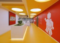 Lego: Σταματάει οριστικά τις πωλήσεις παιχνιδιών στη Ρωσία