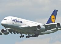 Lufthansa: Δεν θα γίνει τελικά η απεργία – Συνδικάτα και διοίκηση συμφώνησαν για μισθολογικές αυξήσεις