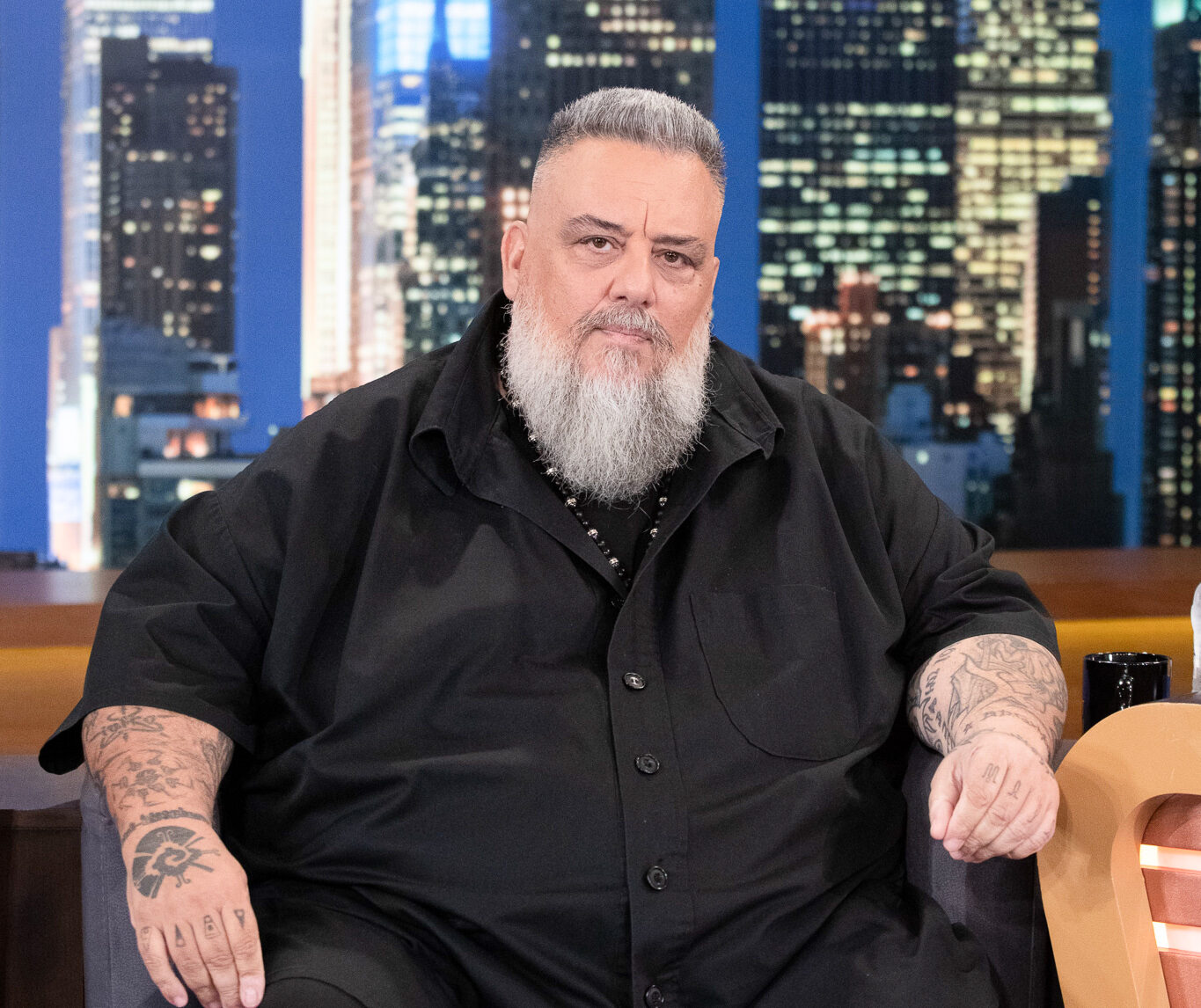 Μιχάλης Μυτακίδης: «Το έντεχνο είναι πολύ πιο υποκριτικό από τα παιδιά που κάνουν trap»