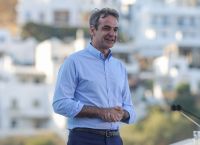 Mitsotakis: “Integration of legal immigrants” is part of the solution to Greece’s demographic problem