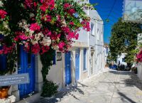 Tinos: Adored by Canadian and British media Tinos: Adored by Canadian and British media