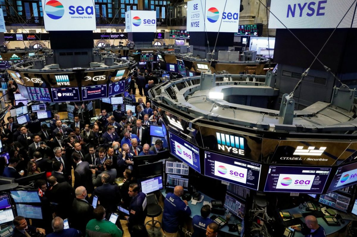 Dow Jones: Ο πληθωρισμός έφερε ισχυρό limit down
