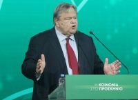 “Επίθεση” Βενιζέλου στο Μητσοτάκη για τις παρακολουθήσεις