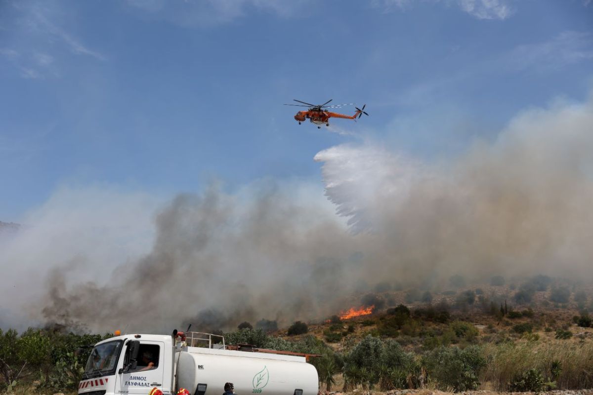 Πυρκαγιά: Σε “πορτοκαλί” συναγερμό την Κυριακή 5 περιφέρειες – Δείτε ποιες