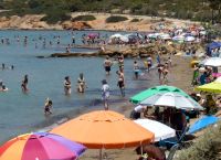 Καιρός: “Καυτή” Κυριακή – Αλλαγή τη Δευτέρα
