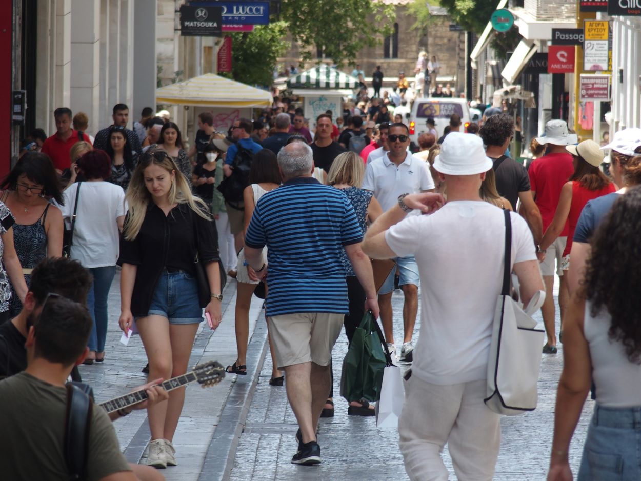Κορωνοϊός [19-25/9]: 97 νεκροί και 44.775 κρούσματα