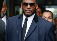 R.Kelly: Μια καριέρα με παιδική πορνογραφία , βιασμούς ανηλίκων αλλά και aids