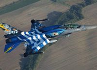 Greek F-16 Jet fighters nearly collides with a paraglider