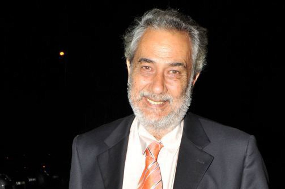 Κώστας Αρζόγλου: «Η μητέρα μου είχε πνιγεί σε μια παραλία της Σερίφου και από τότε δεν μπαίνω στη θάλασσα»