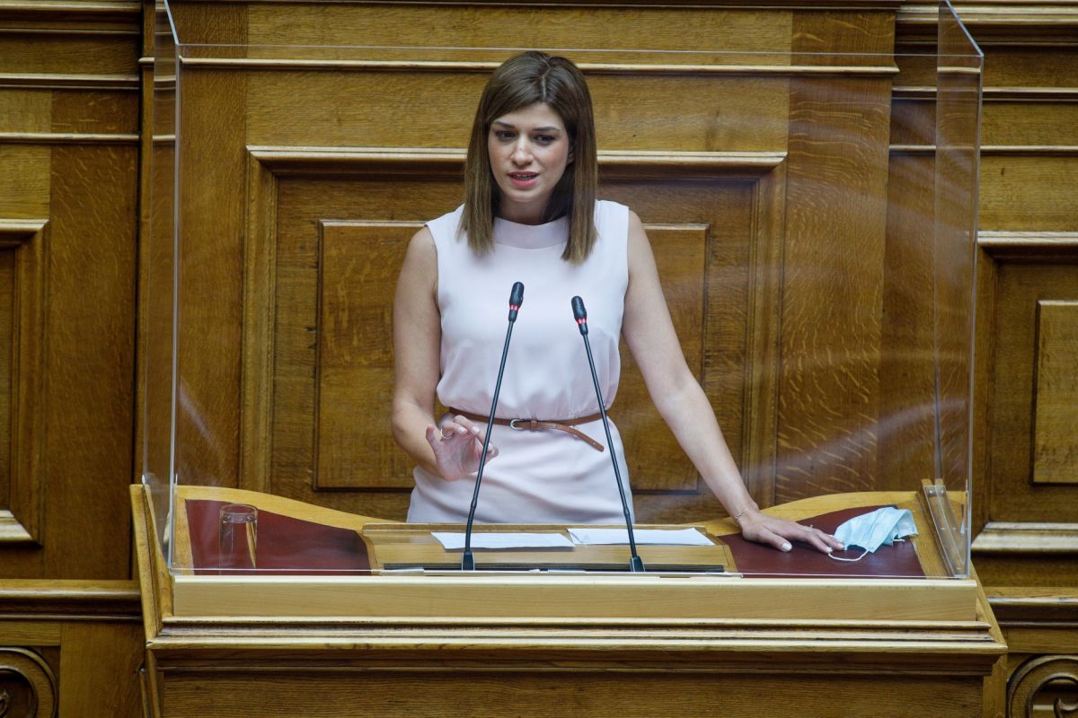 Νοτοπούλου: Τα τουριστικά γραφεία παλεύουν να επιβιώσουν