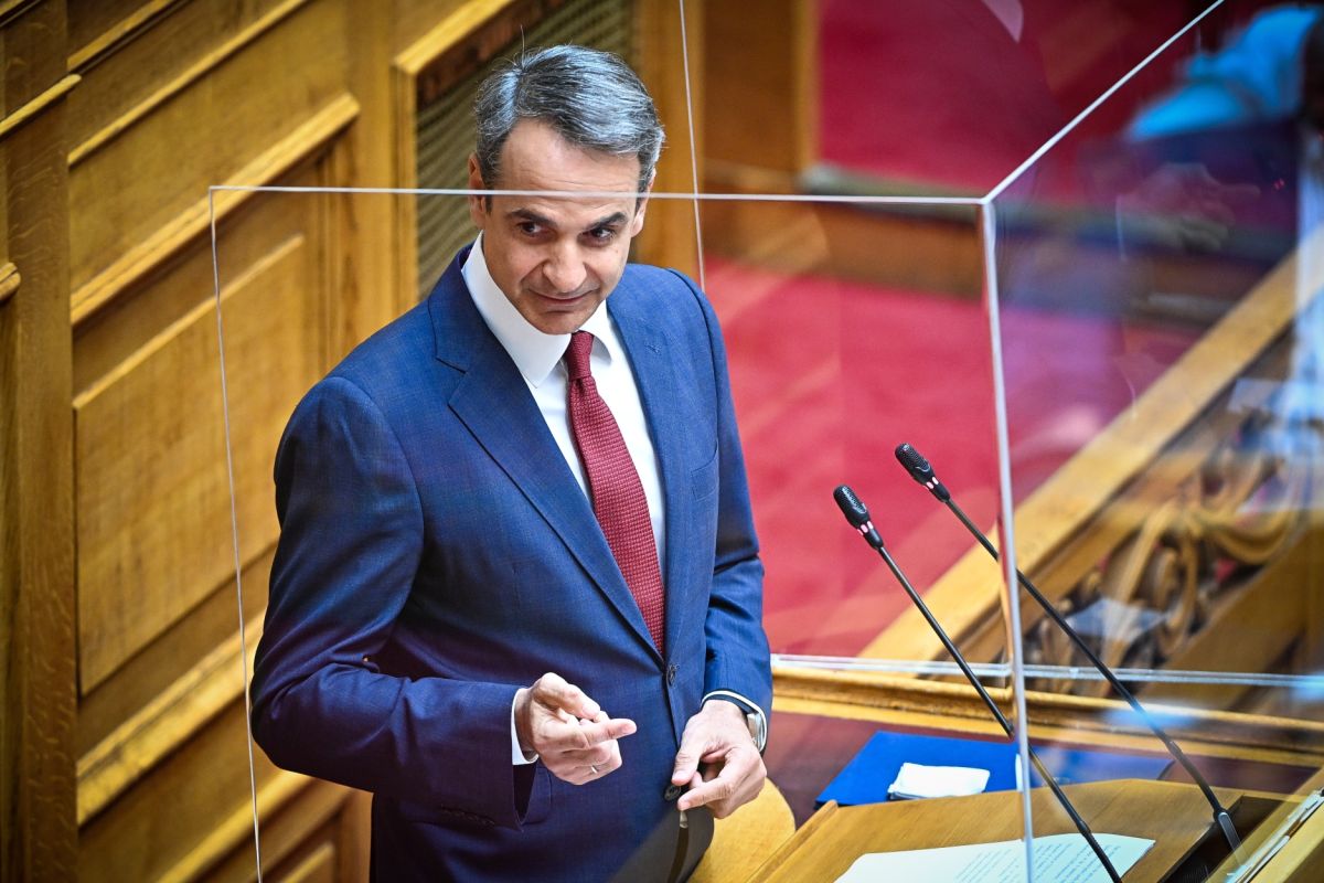 Μητσοτάκης στη Βουλή: Δείτε live την ομιλία του πρωθυπουργού