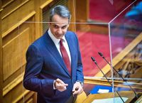 Μητσοτάκης στη Βουλή: Δείτε live την ομιλία του πρωθυπουργού