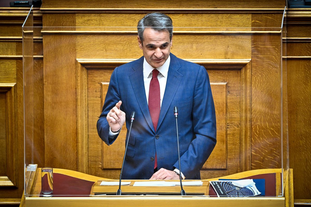 Μητσοτάκης στη Βουλή: Δείτε live την δευτερολογία του πρωθυπουργού