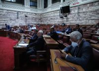 Μπλέξαν οι γραμμές τους… Μπλέξαν οι γραμμές τους…
