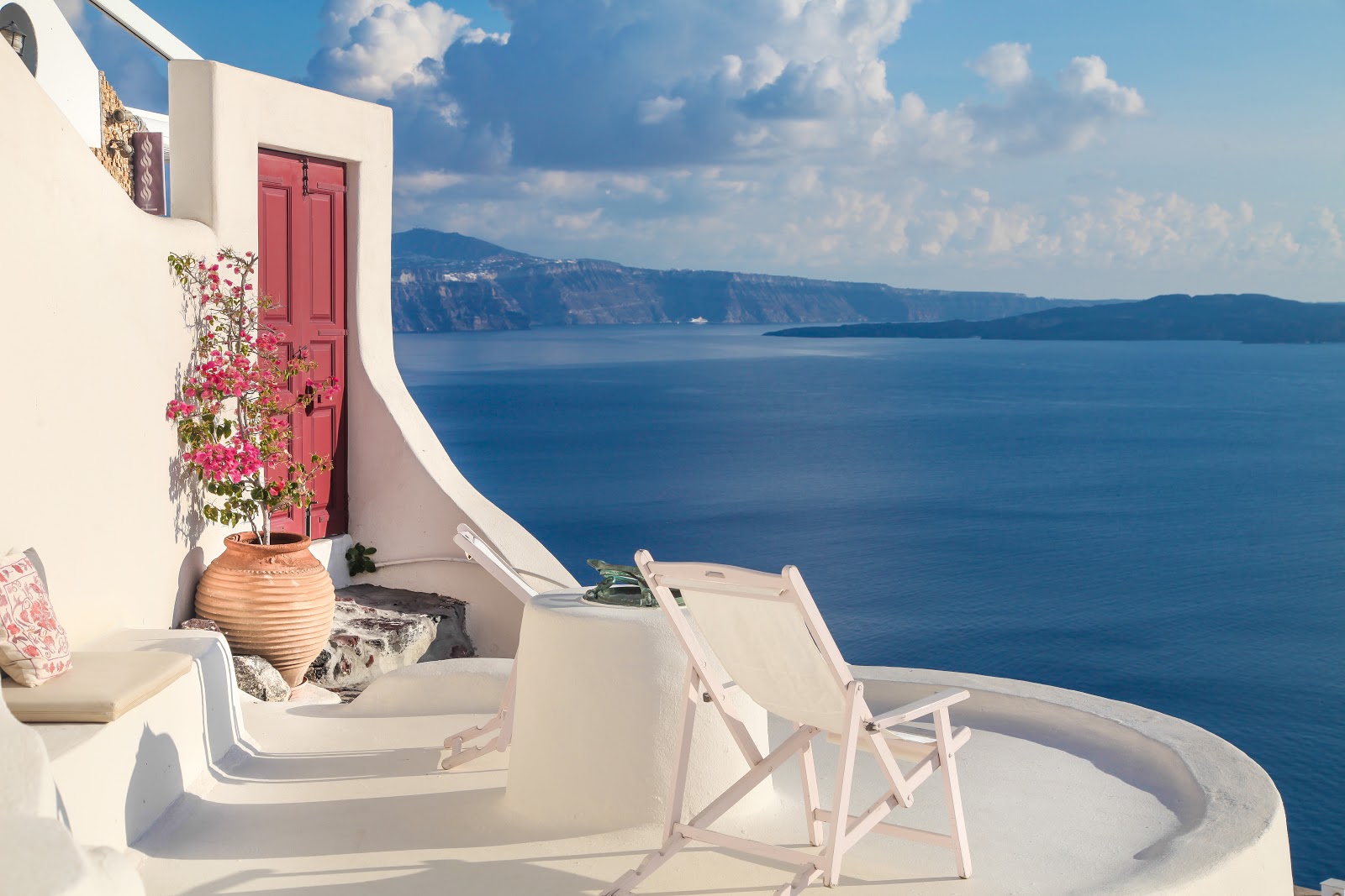 Την πρώτη θέση στη ζήτηση καταλυμάτων τύπου Airbnb καταλαμβάνει η Ελλάδα