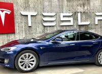 Tesla: Άγγιξαν κόκκινο οι πωλήσεις για τον μήνα Ιούνιο