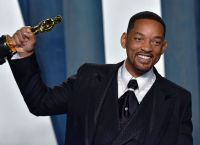 Πέντε μήνες μετά, ο Will Smith επιστρέφει με μία ακόμα δημόσια απολογία του για το χαστούκι στον Rock