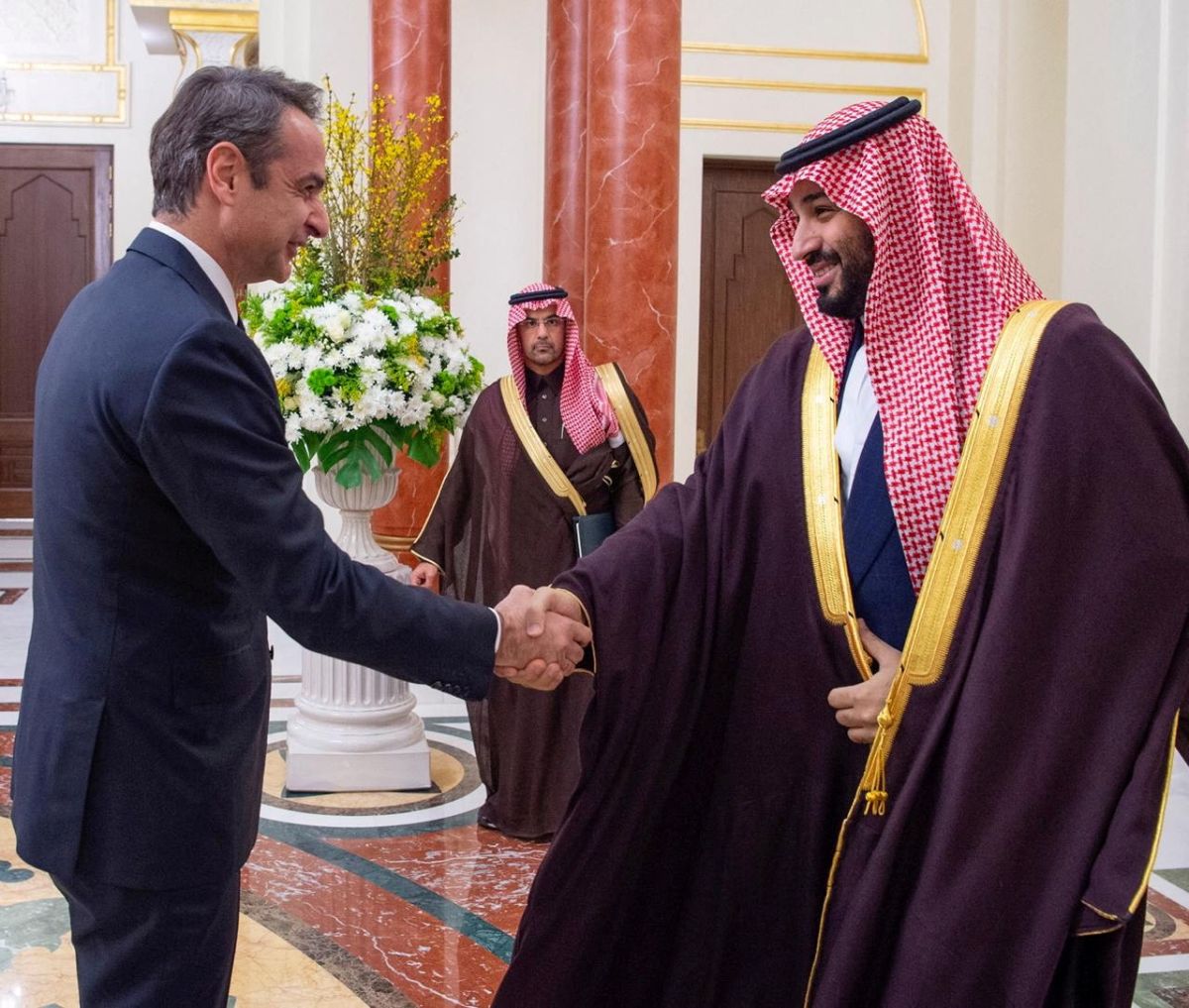 Saudi Crown Prince to visit Greece to sign energy, telecoms deals