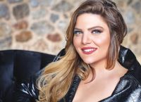 Δανάη Μπάρκα: Πως είναι ο ιδανικός άνδρας για την παρουσιάστρια;