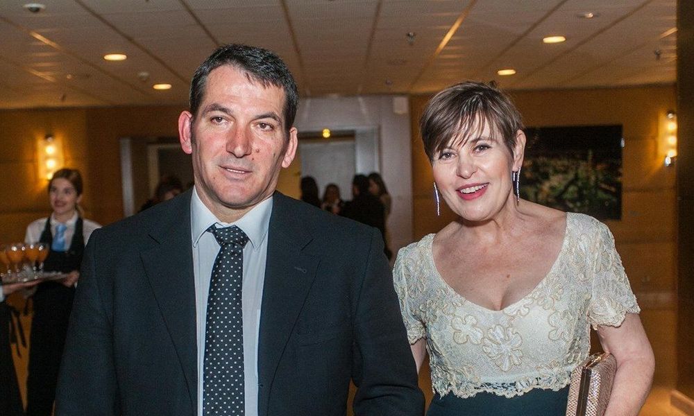 Πύρρος Δήμας: Φωτογραφίζεται με τα τέσσερα παιδιά του μετά από 2 χρόνια