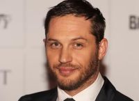 James Bond candidate Tom Hardy is on vacation in Corfu