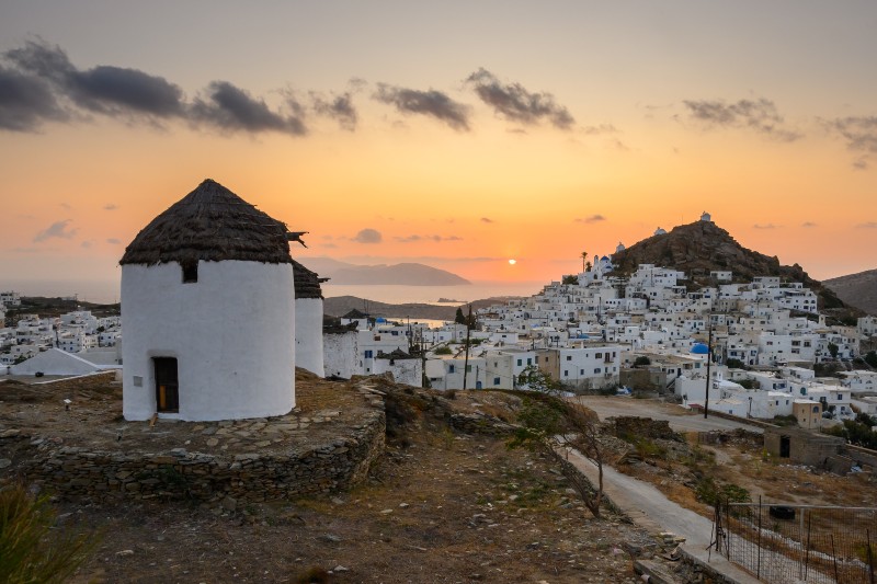 Καιρός σήμερα Παρασκευή 12/8: Γενικά αίθριος με πρόσκαιρες τοπικές νεφώσεις
