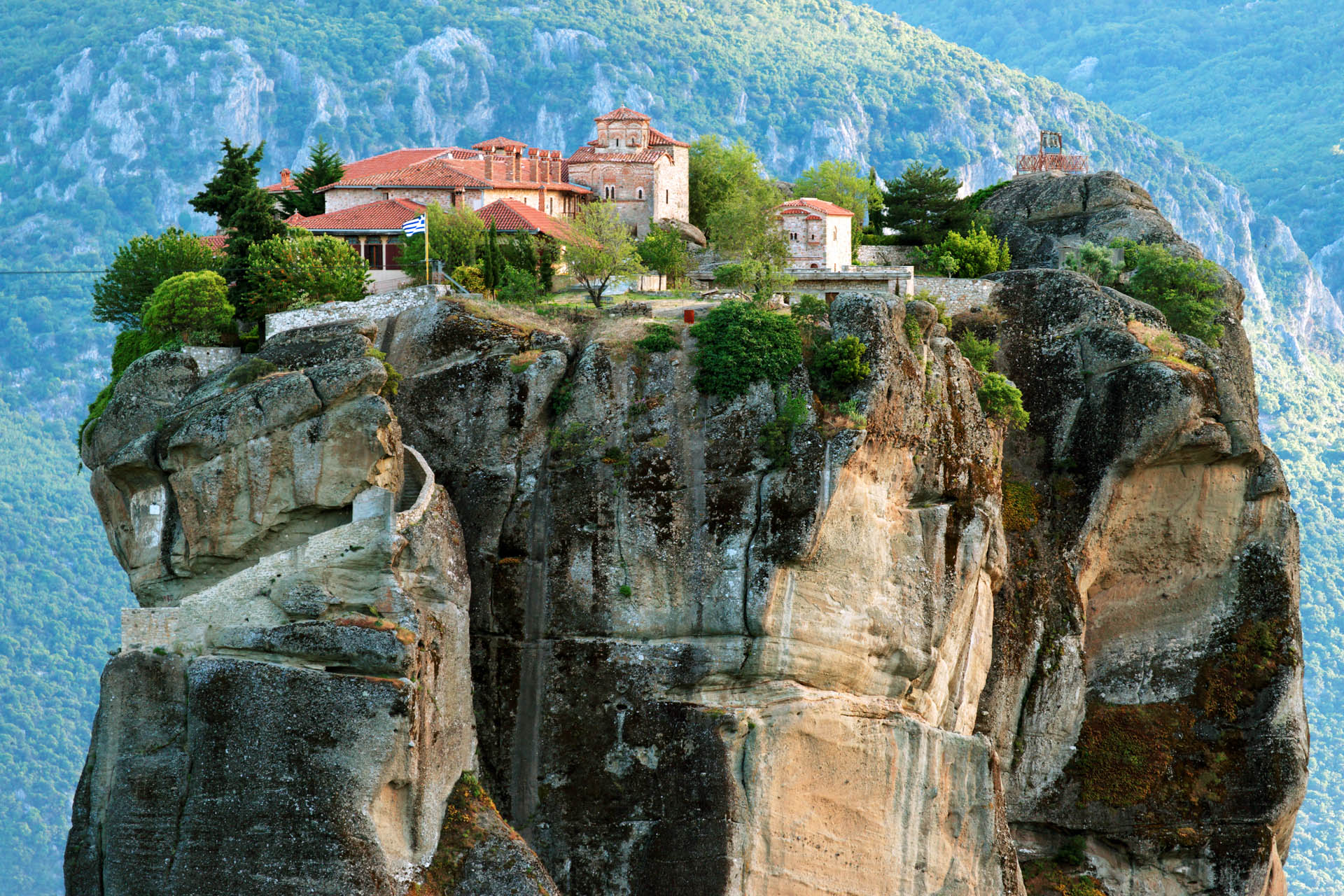 METEORA: The hanging monasteries of Greece