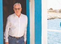 Σταμάτης Μαλέλης: «Μετά που έκοψα το τσιγάρο έχασα πολλά κιλά»