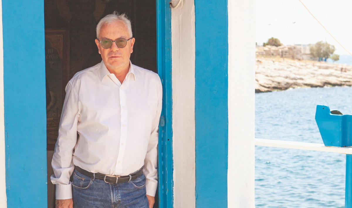 Σταμάτης Μαλέλης: «Μετά που έκοψα το τσιγάρο έχασα πολλά κιλά»
