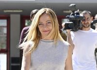 Μελόνι: Επιμένει στο νεοφασιστικό σύμβολο του κόμματός της