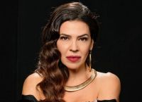Ναταλία Δραγούμη: Άναψε φωτιές στην Κρήτη με το καυτό μικροσκοπικό μπικίνι της