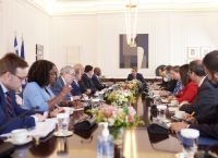 Παρουσίαση των προκλήσεων στην Ανατολική Μεσόγειο από τον Μητσοτάκη σε Αμερικανούς βουλευτές
