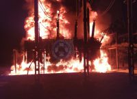 Φωτιά τώρα: Πυρκαγιά στον υποσταθμό της ΔΕΗ στο Μοσχοχώρι στη Λάρισα