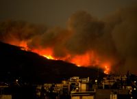 Φωτιά στην Πεντέλη: Μπουρνούς “Δυστυχώς η φωτιά εξαπλώνεται σαν χταπόδι”