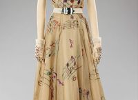 Elsa Schiaparelli: Οι σύγχρονες αλλά και οι διαχρονικές δημιουργίες της σε μια νέα έκθεση Elsa Schiaparelli: Οι σύγχρονες αλλά και οι διαχρονικές δημιουργίες της σε μια νέα έκθεση