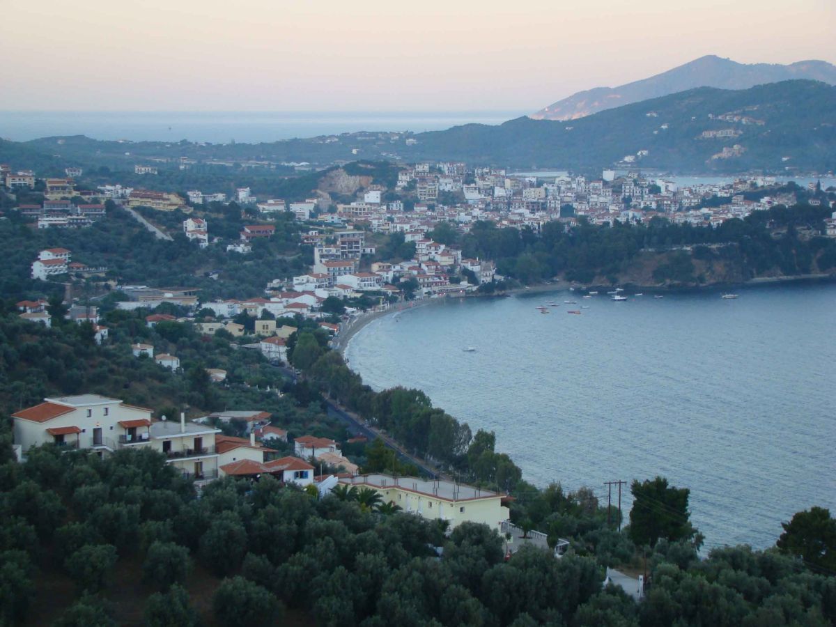 Τουρισμός – Σκιάθος: Άνοιγμα στο νησί των Σποράδων – Τον Αύγουστο οι πρώτοι Τούρκοι επισκέπτες