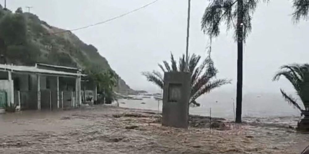 Σκύρος: Σε κατάσταση έκτακτη ανάγκης το νησί