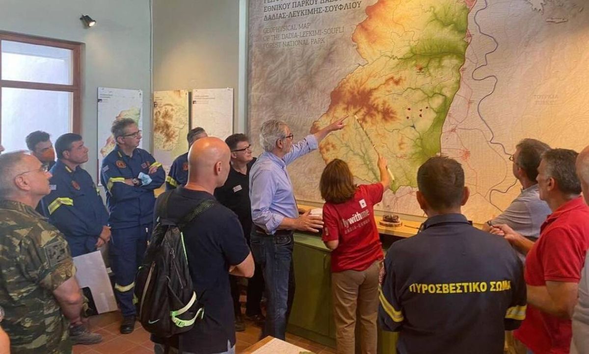 Φωτιά στον Έβρο: Τι αποφάσεις πάρθηκαν στη σύσκεψη για το δάσος της Δαδιάς