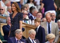 Πρίγκιπας George -Kate Middleton: Μαμά και γιός ασορτί στο Wimbledon Πρίγκιπας George -Kate Middleton: Μαμά και γιός ασορτί στο Wimbledon