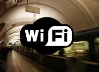Σταθμούς με WiFi και 5G στους συρμούς του μετρό της Αθήνας