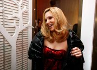 Χριστίνα Αλούπη: Η αξέχαστη φωτογραφία χωρίς εσώρουχο που έγραψε ιστορία Χριστίνα Αλούπη: Η αξέχαστη φωτογραφία χωρίς εσώρουχο που έγραψε ιστορία